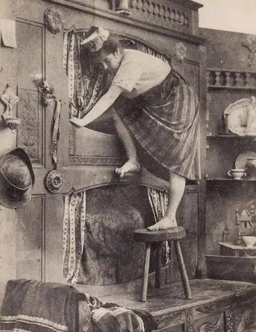 中世纪欧洲人为什么喜欢睡在盒子里将人拒之门外的litclos