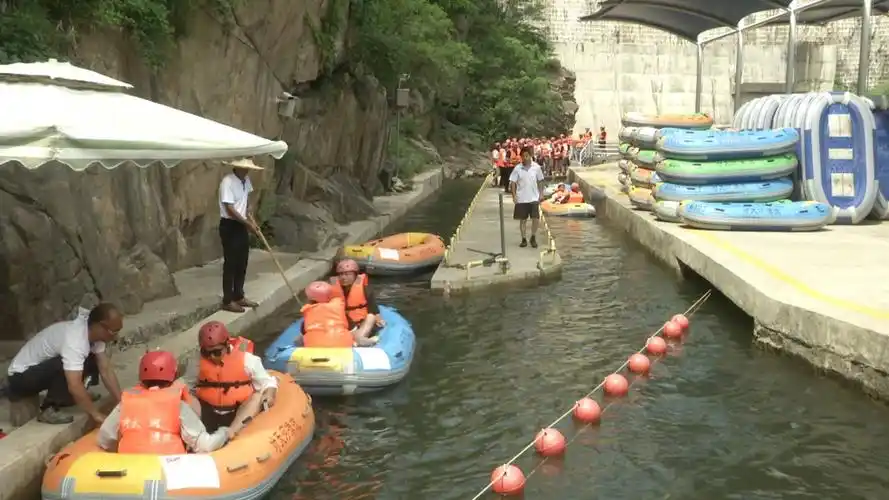 水花四溅夏日激情红安天台山对天河漂流迎来2022年首漂