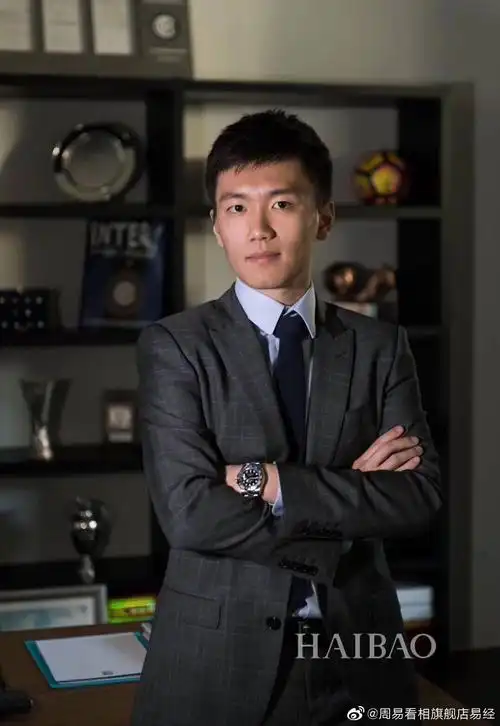 大家觉得苏宁太子爷张康阳的颜值咋样在素人男生中