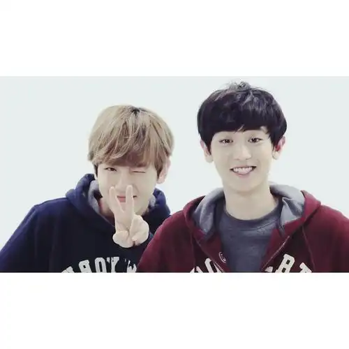 朴灿烈 边伯贤 chanyeol baekhyun 灿白 高清壁纸 来源:微博