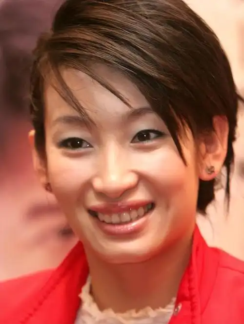 "最丑影后"秦海璐