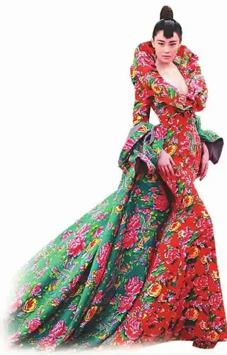 图张馨予谈戛花袄花棉袄费时两天面料不过几百元