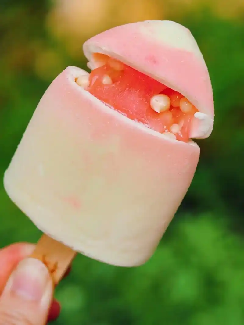 这个蜜桃99雪糕好吃 - 抖音