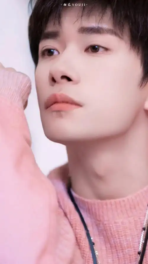 好美的眼睛06我必须单独发#易烊千玺分享试听音频##易烊千玺4%vol的