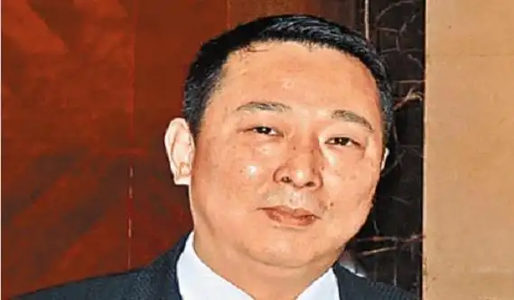 而他花钱最多的地方就是女人,据说和刘汉有过关系的女明星就有十几位