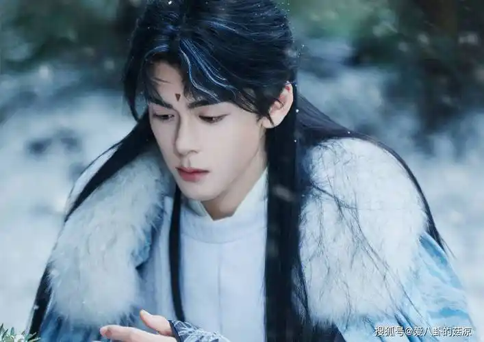 《莲花楼》还在播,曾舜晞又有四部新剧将袭,造型一部比一部好看_古装