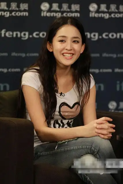 北影最美考生古力娜扎 坦言走红以后很崩溃-大学生活-杭州19楼