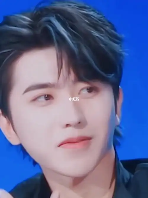 蔡徐坤  #蔡徐坤心动瞬间  #蔡徐坤ikun