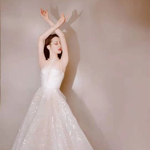 迪丽热巴明星同款高级感时尚晚礼服2022新款超仙气质高端定制长裙