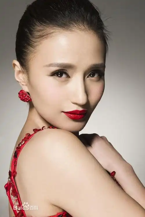 中国女演员万美汐