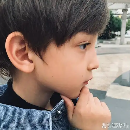 有没有小男孩的美图