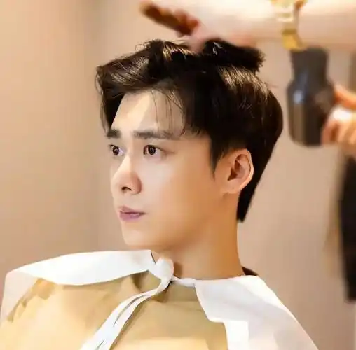 "封杀"不到1年,再看李易峰如今的处境,他很可恨,但也很可悲_生活_艺术