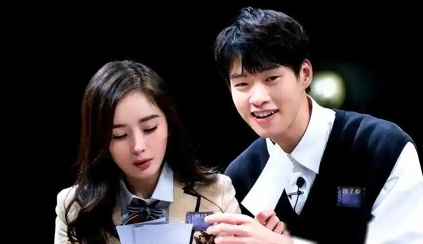 杨幂秦岚接连"沦陷",事实证明,魏大勋才是真正的"人间清醒"