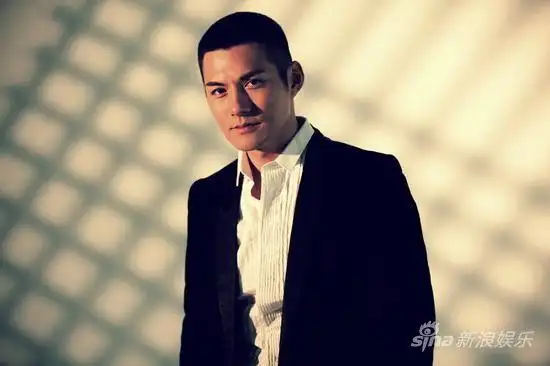 严宽为燕青放弃武松 欲转型甩掉偶像帽子(图)