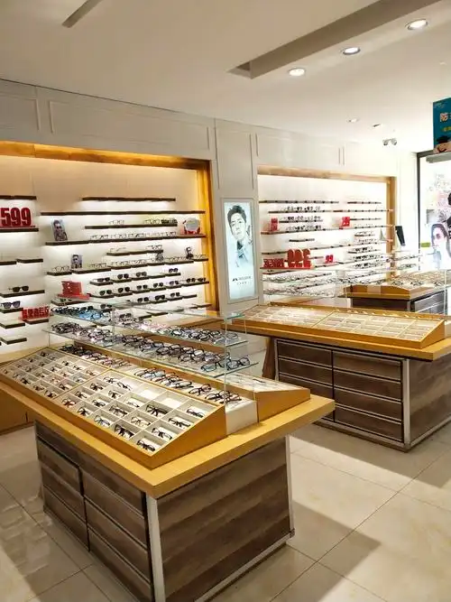 新视界眼镜红旗街店评论