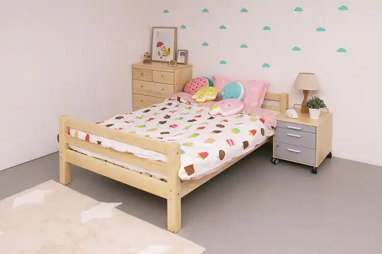 夏季简约风女孩房间布置图,儿童房布置