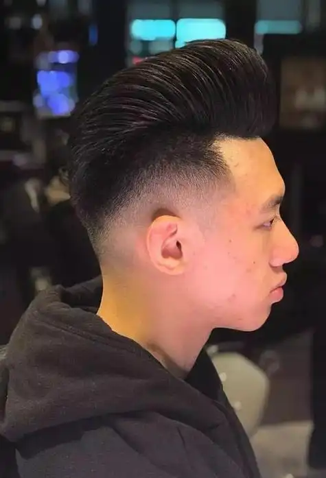 男生剃什么发型显得脸瘦