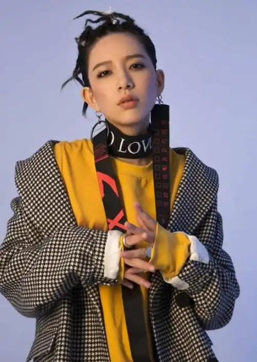 看看参加《乘风破浪》的姐姐们有多拼|吴昕|李斯丹妮|天团|伊能静