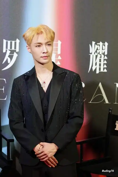 张艺兴出席戛纳电影节##qeelin全球品牌代言人张艺兴