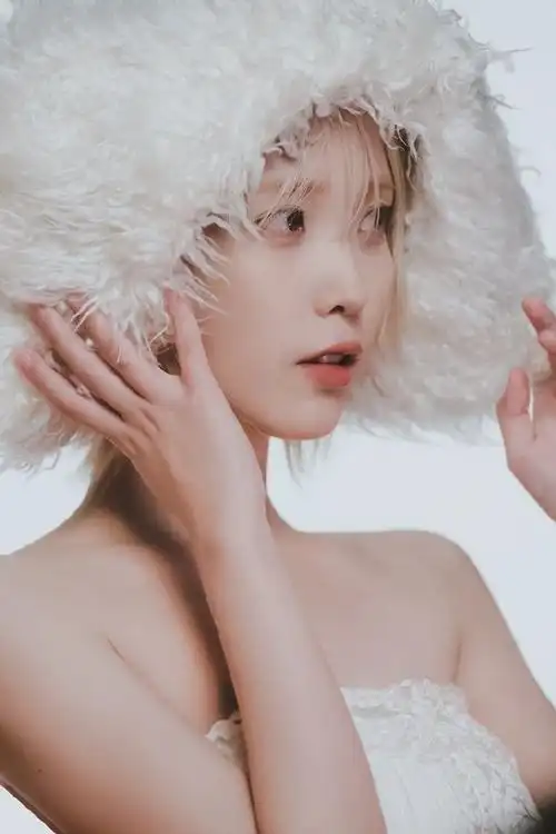 李知恩超话7015#iu新歌#  240220 iu李知恩 [the winning] 拍摄