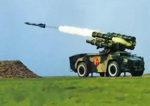 防空导弹未击中目标时会启动自毁装置而引爆