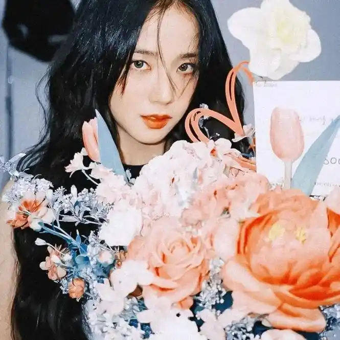 jisoo真的好惊艳,不喜欢她的,也会被美到的吧#jisoo - 抖音