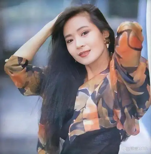 台湾玉女俞小凡拿惯大陆酬劳,回台之后无戏可演,比老公老得快