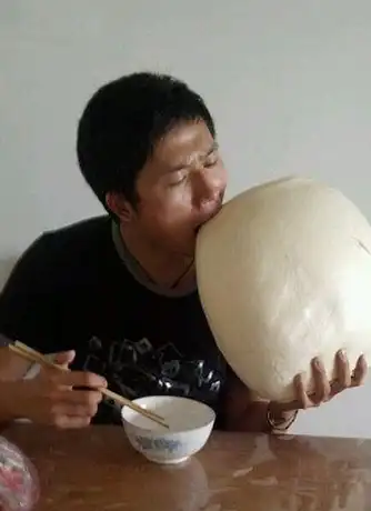 段子:把西瓜放空调下面吹,你以为会变成冰冻西瓜吗_大爷_对象_老公