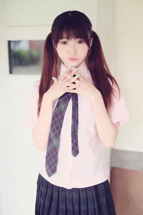 暑假女生出游怎么穿更有学生气学院风穿搭甜美可爱