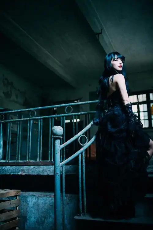 sing女团门面林津伊暗黑写真曝光鬼新娘魅惑惊艳