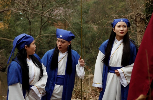 电影我不是梁山伯杀青徐靖文饰女主角