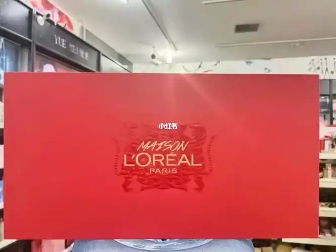 欧莱雅复颜抗皱新年礼盒