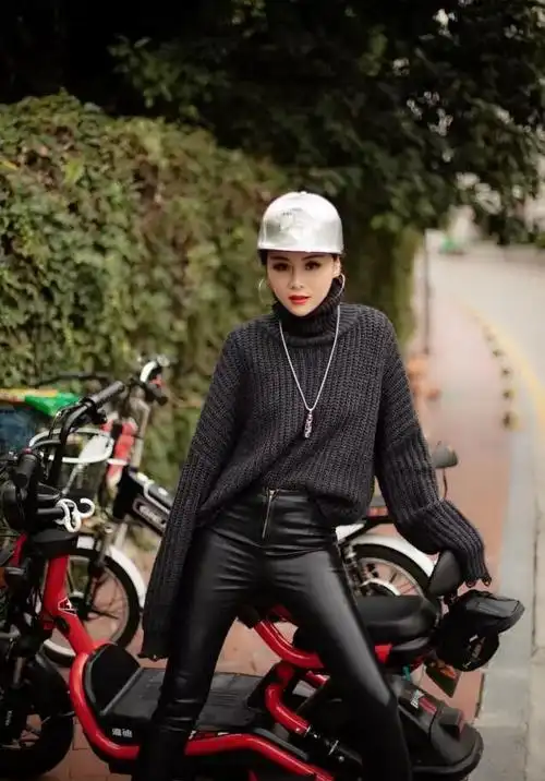 快手花姐个人资料简介大排档歌手花姐生活照走红经历