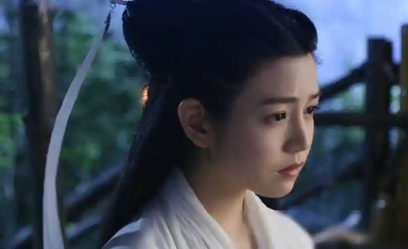 原创40岁陈妍希给32岁肖战演妈一步迈入老年组让扮嫩女星