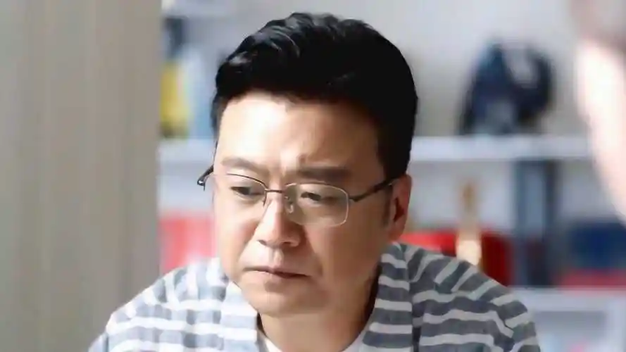 少年派:王顶男恢复正常,看到再婚唐元明,顶男一语让唐老师慌了