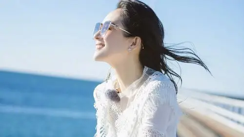 章子怡图片-美女壁纸-高清美女图片-第7图-娟娟壁纸