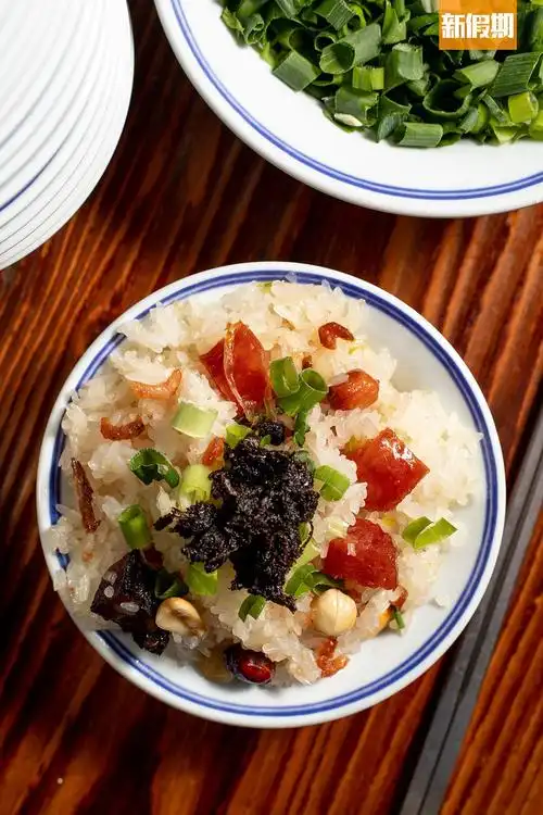 "四季榄炒糯米饭$30 br