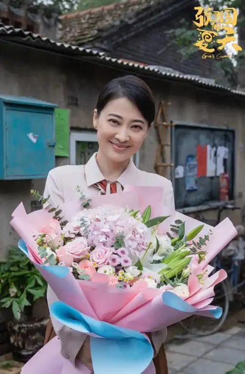 近年来在曾剑的支持下,梅婷也出演了不少的作品,例如《中国医生》