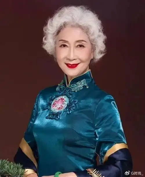 被上海奶奶的旗袍裙穿搭圈粉了优雅迷人有气质回头率超高