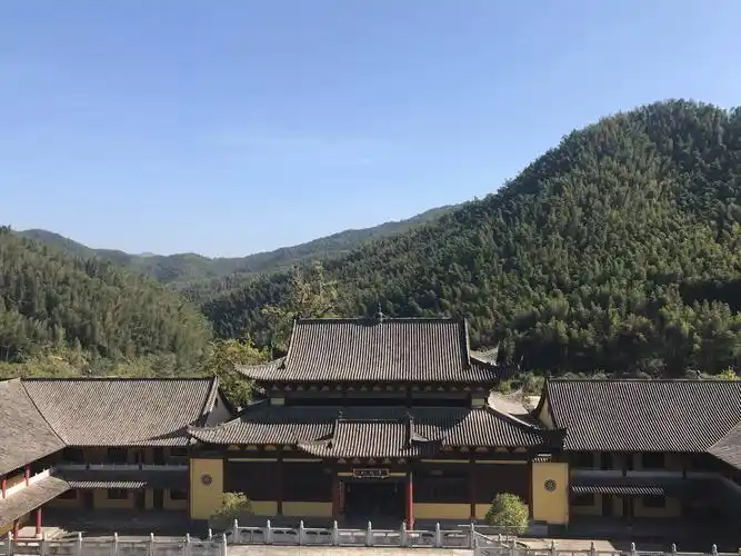 宜春仰山栖隐禅寺游