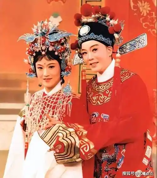 她是越剧"范派"小生,却和港星夏梦接连主演三部经典电影_丁赛君_观众