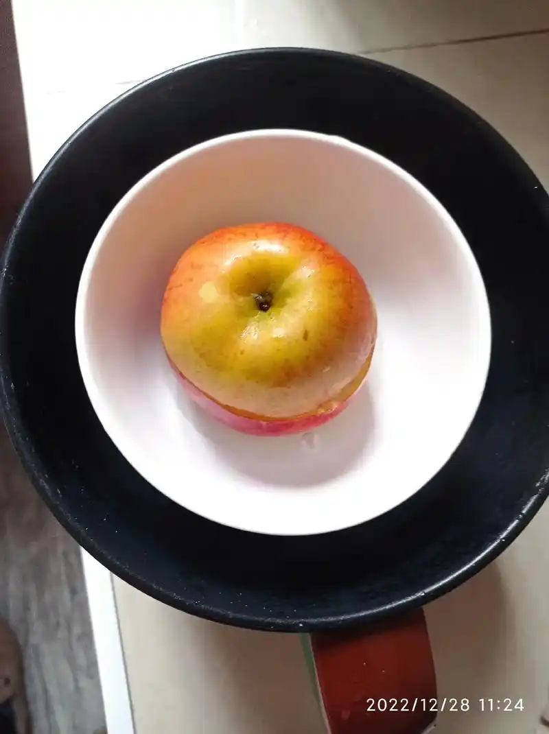 希望这个视频大家能够喜欢,苹果的新鲜吃法,叫苹果切开,然后叫 - 抖音