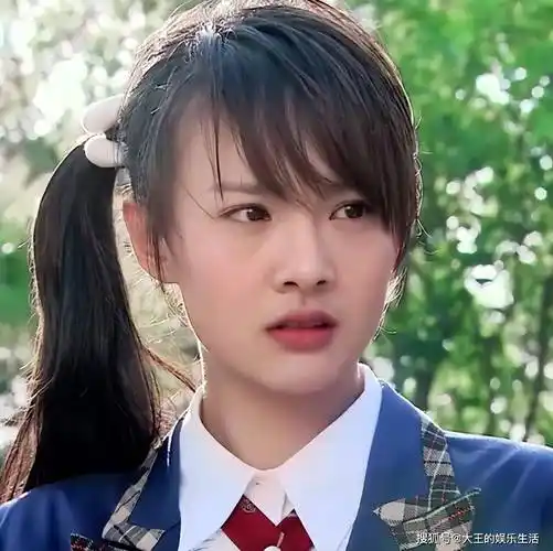 原创曾日赚208万今却无力执行罚款郑爽的热搜是愚人节最大的笑话