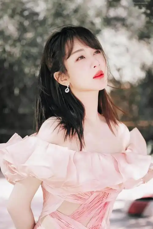 杨紫-"仙紫"下凡,每一张都绝绝子