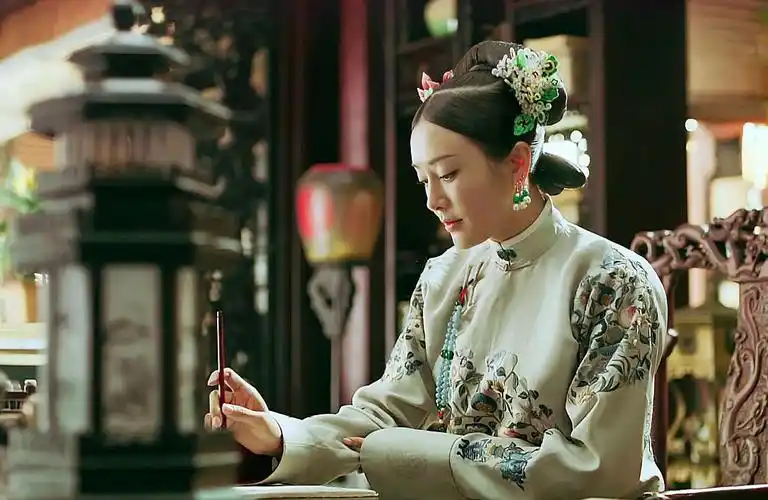 秦岚《延禧攻略》一组精美剧照,太美了!