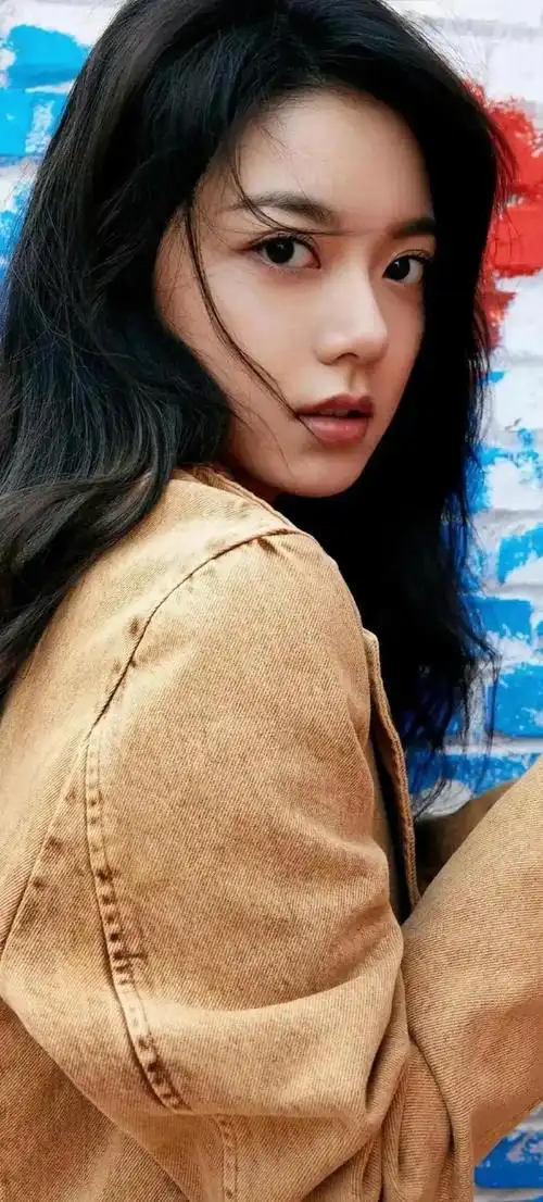 赵今麦写真集分享知性而又甜美