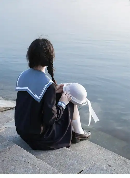 救命水手服这种质感是真实存在的嘛