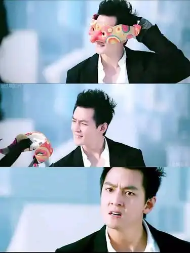 惊闻吴彦祖丑上热搜