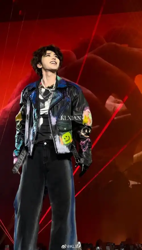 蔡徐坤新歌spotlight##蔡徐坤