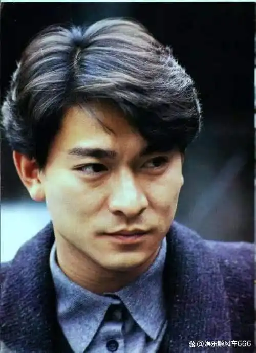 天王刘德华0927迎来61岁生日 年轻时的照片勾起美好的青春岁月